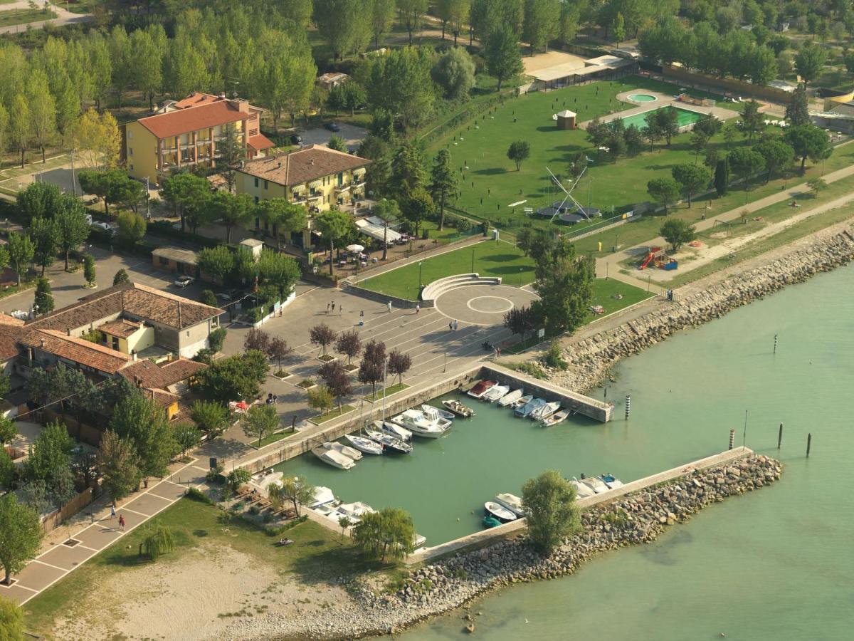 Hotel Campanello Castelnuovo del Garda Esterno foto