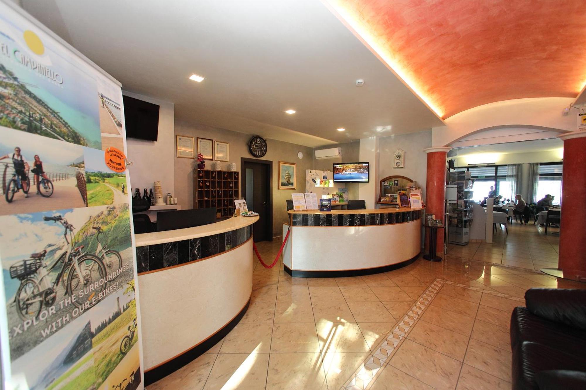Hotel Campanello Castelnuovo del Garda Esterno foto