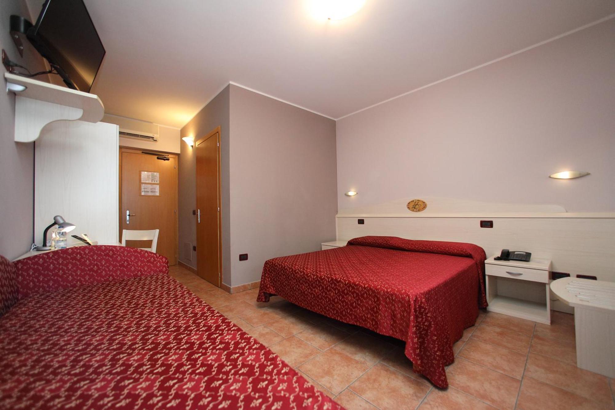 Hotel Campanello Castelnuovo del Garda Esterno foto